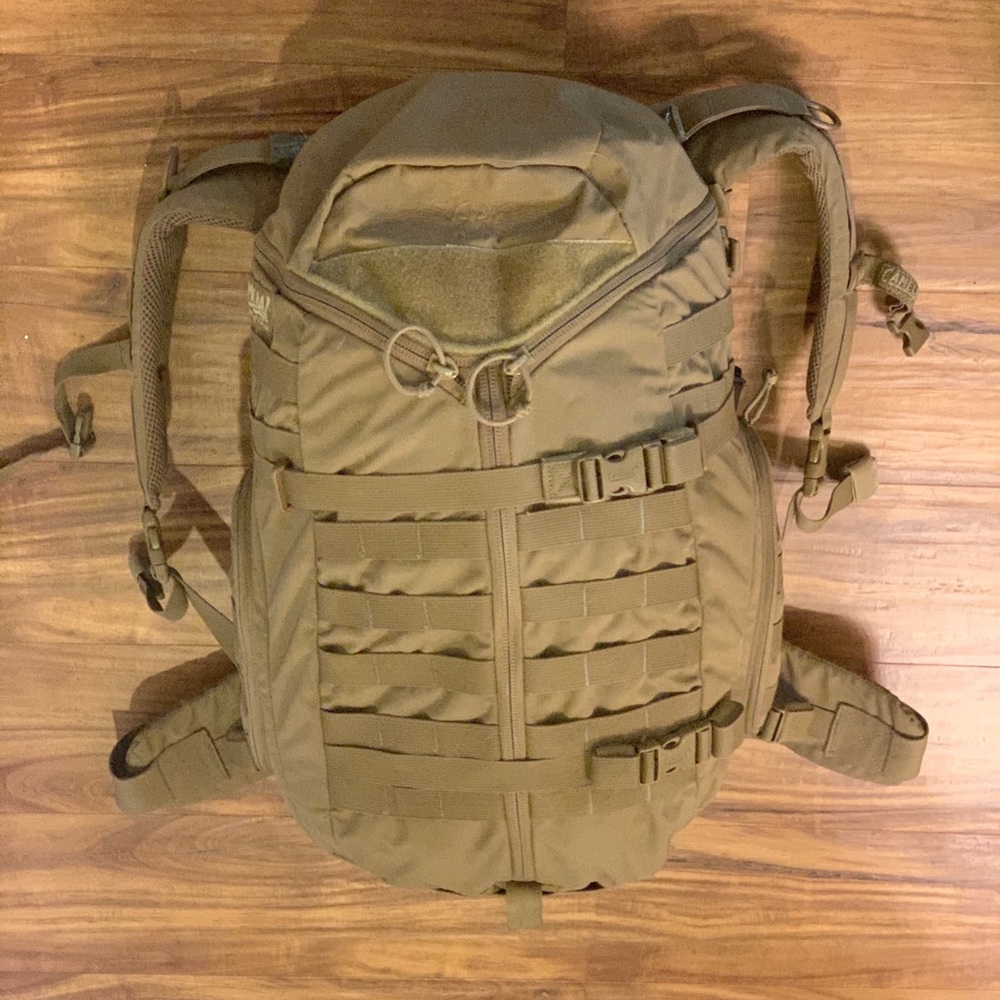 Camelbak Tri-zip FDE